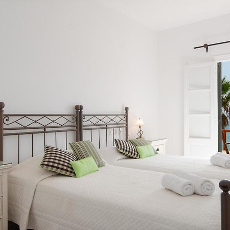Hotel Efrosini Platis Gialos  エクステリア 写真