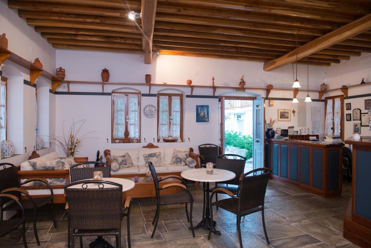 Hotel Efrosini Platis Gialos  エクステリア 写真