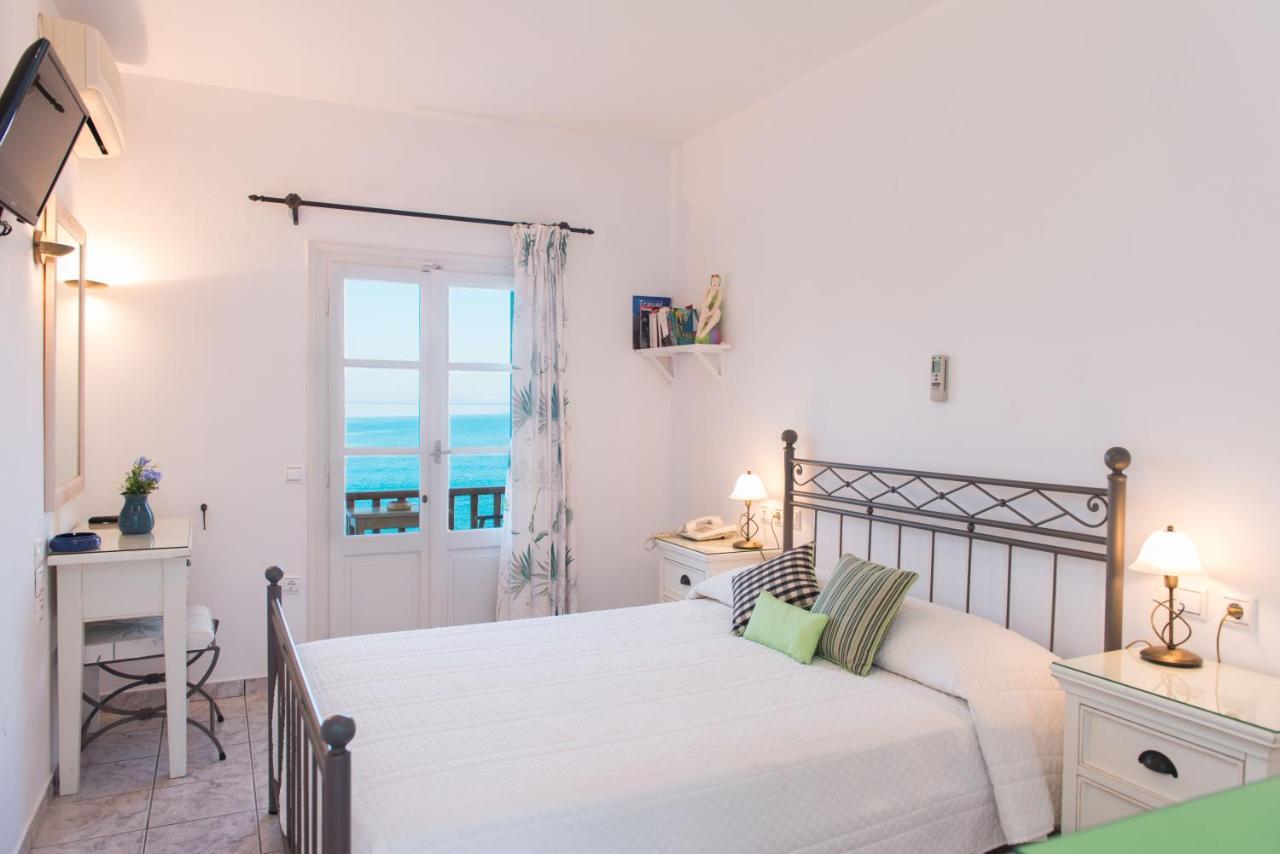 Hotel Efrosini Platis Gialos  エクステリア 写真