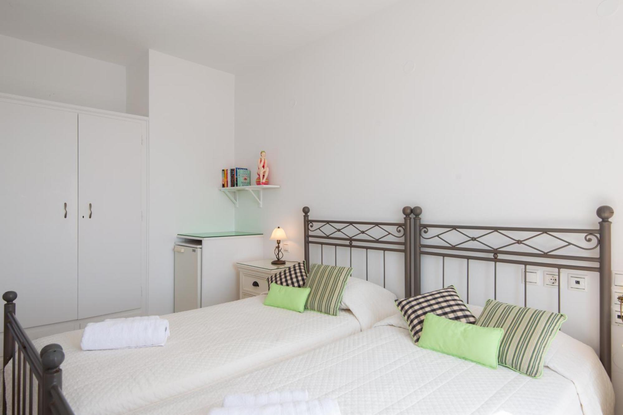 Hotel Efrosini Platis Gialos  エクステリア 写真